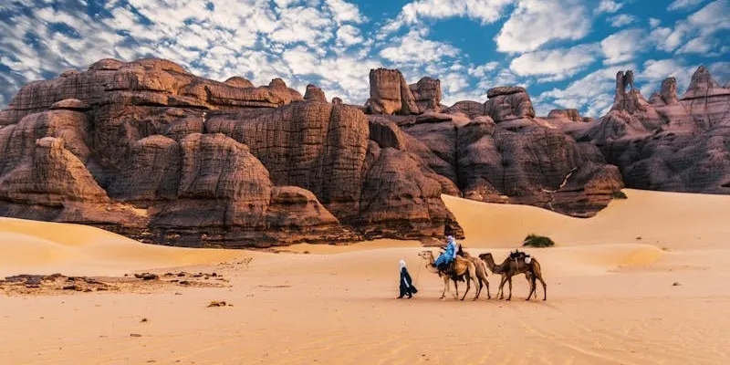 Dunes du Sahara algérien, aventure saharienne à Djanet et Tamanrasset